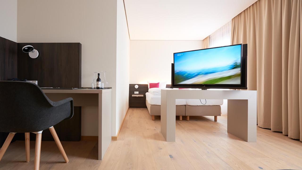 Hotel Calamus Kehl Extérieur photo